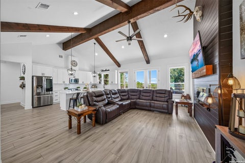 Photo of 335 SADDLE MOUNTAIN DR, Boerne, TX 78006 (MLS # 2010509)