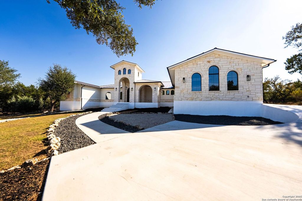 Photo of 1954 Venezia, New Braunfels, TX 78132 (MLS # 1919634)