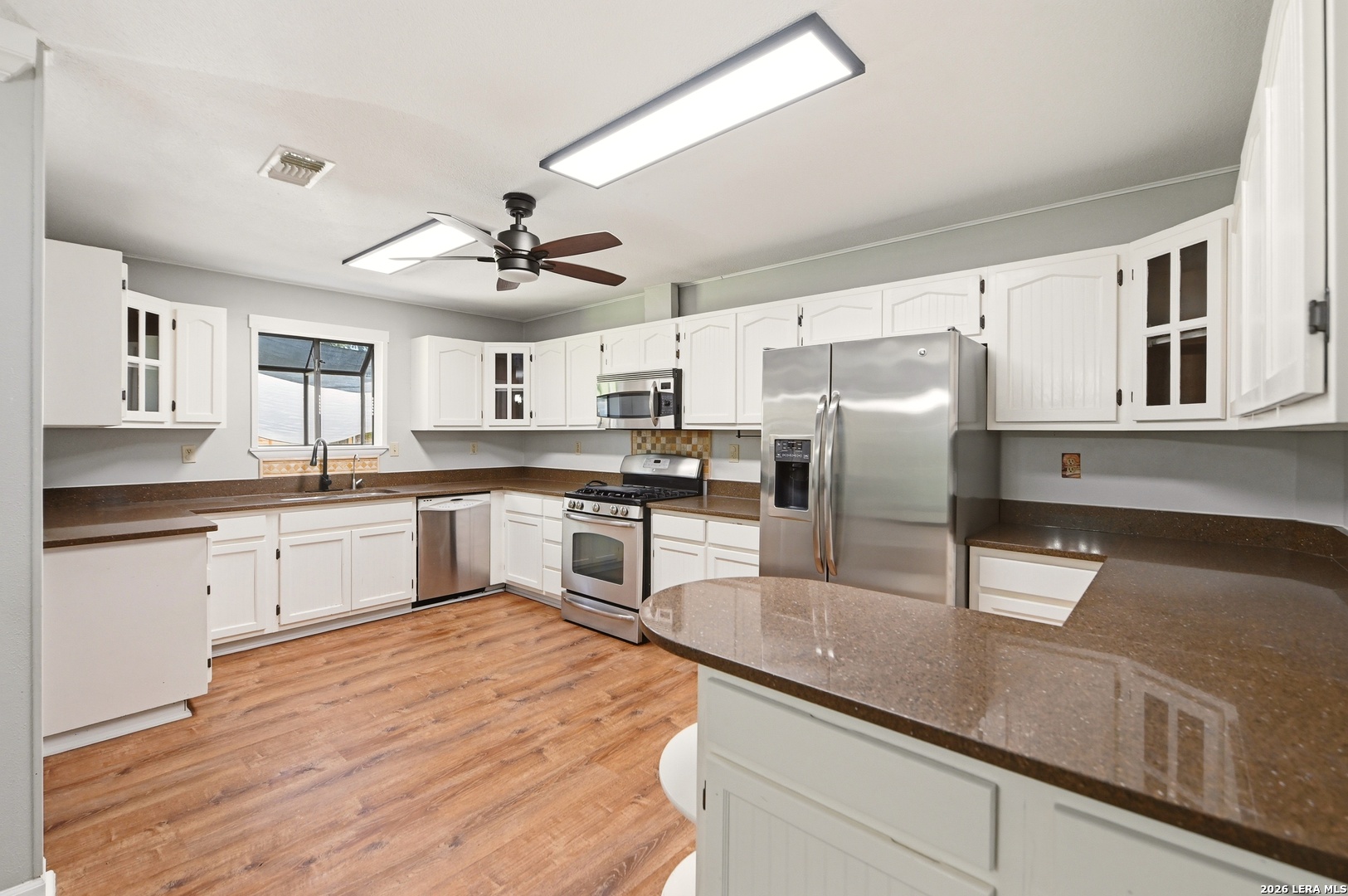 15751 Medina