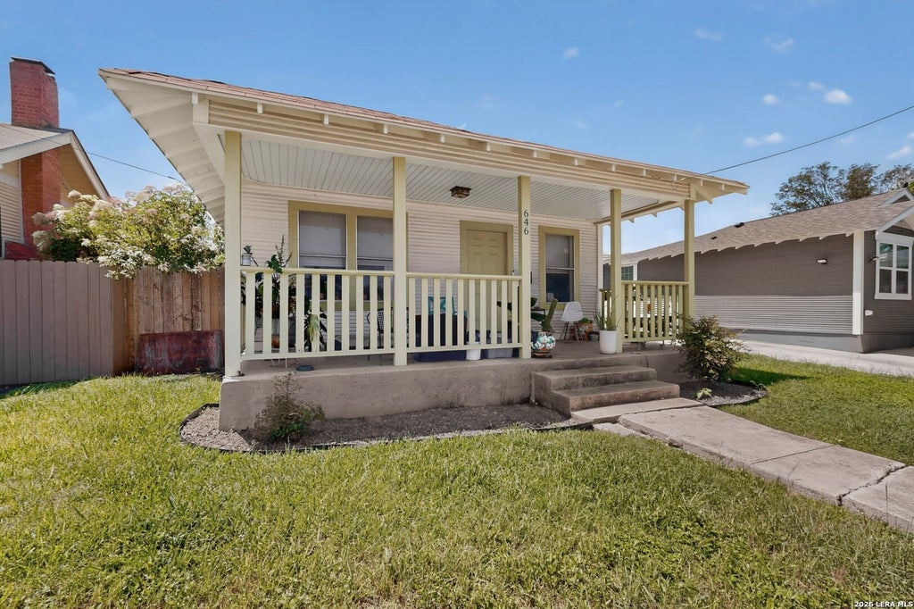 Photo of 646 Canton, San Antonio, TX 78202 (MLS # 1918363)