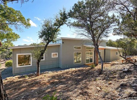 A home in Canyon Lake