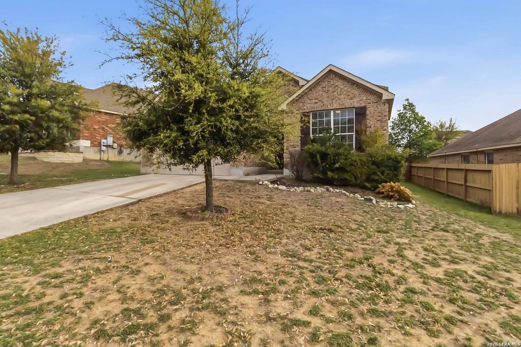 Photo of 27415 valle, Boerne, TX 78015 (MLS # 1953391)