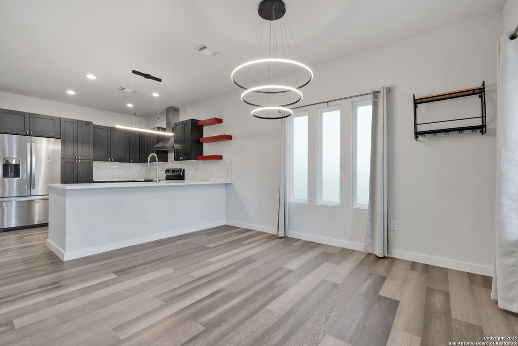 Photo of 121 Alabama St., San Antonio, TX 78203 (MLS # 1915947)