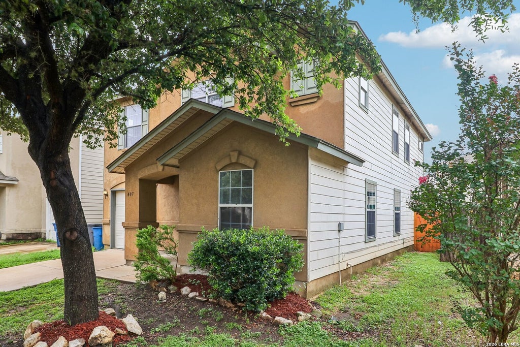 Photo of 407 Amberdale Oak, San Antonio, TX 78249 (MLS # 1992545)