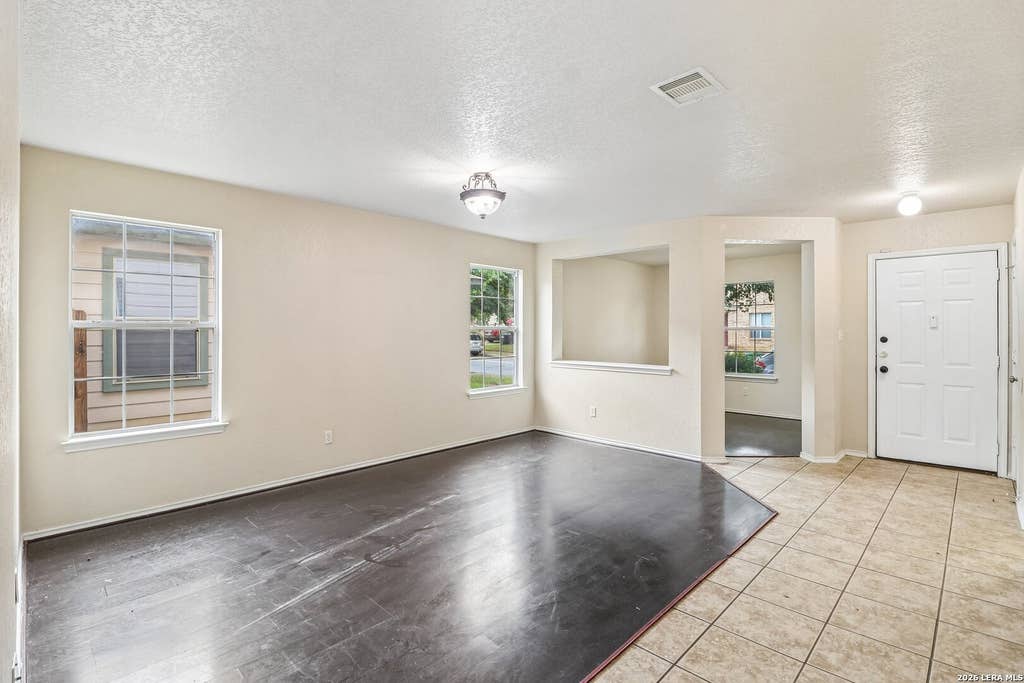 Photo of 407 Amberdale Oak, San Antonio, TX 78249 (MLS # 1992545)