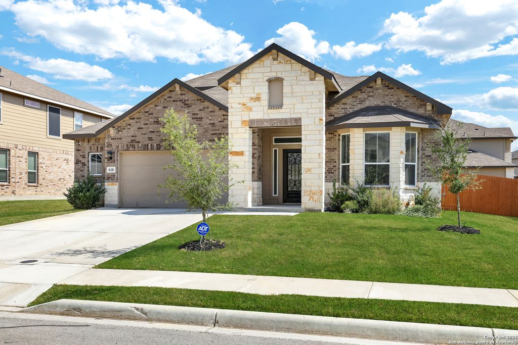 Photo of 618 Bronze Stream, Cibolo, TX 78108 (MLS # 1910770)