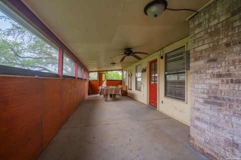Tiny photo for 1002 RIVER OAK DR, Seguin, TX 78155 (MLS # 1973168)