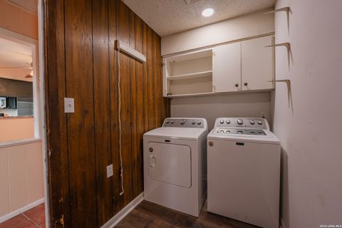 Tiny photo for 1002 RIVER OAK DR, Seguin, TX 78155 (MLS # 1973168)
