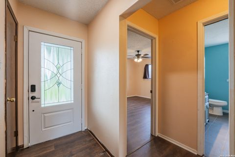 Tiny photo for 1002 RIVER OAK DR, Seguin, TX 78155 (MLS # 1973168)