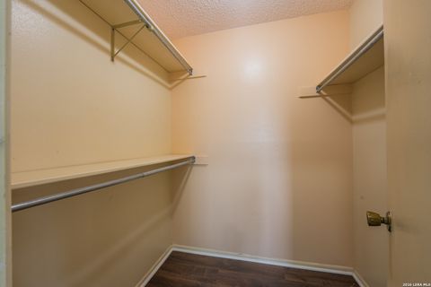 Tiny photo for 1002 RIVER OAK DR, Seguin, TX 78155 (MLS # 1973168)