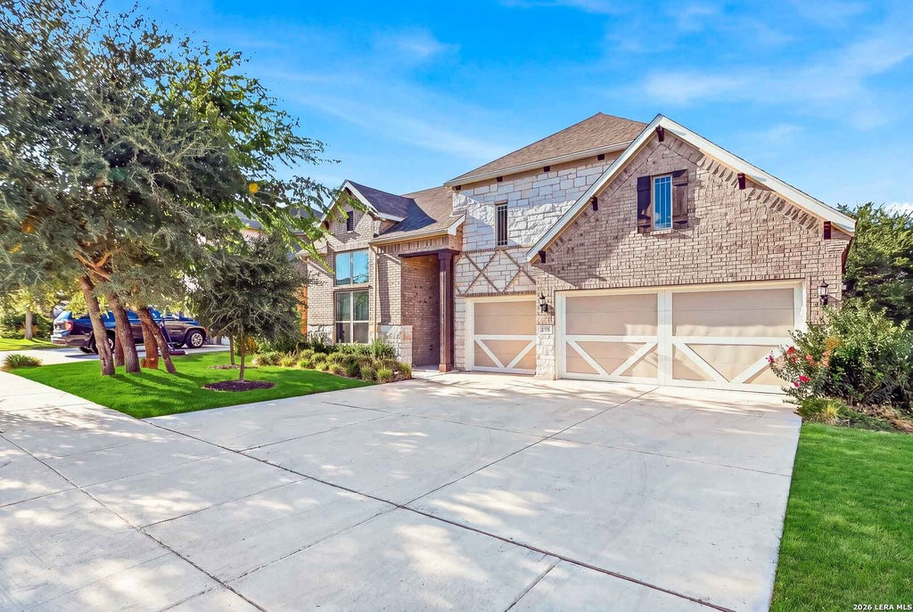 Photo of 110 STABLEWOOD CT, Boerne, TX 78006 (MLS # 2022232)