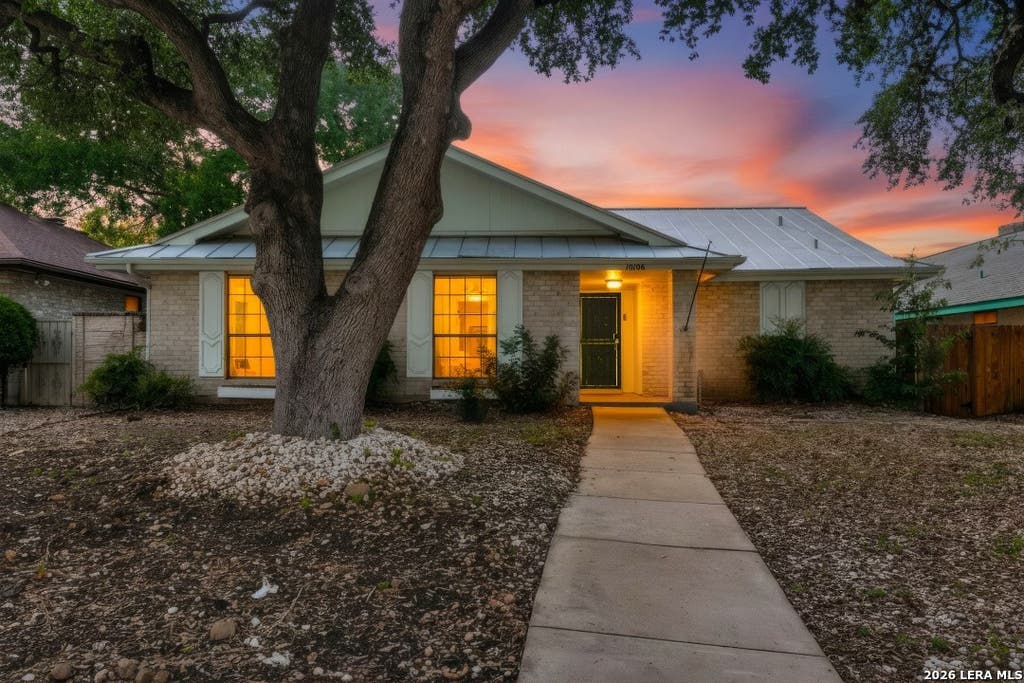 Photo of 10106 Grand Park, San Antonio, TX 78239 (MLS # 1990822)