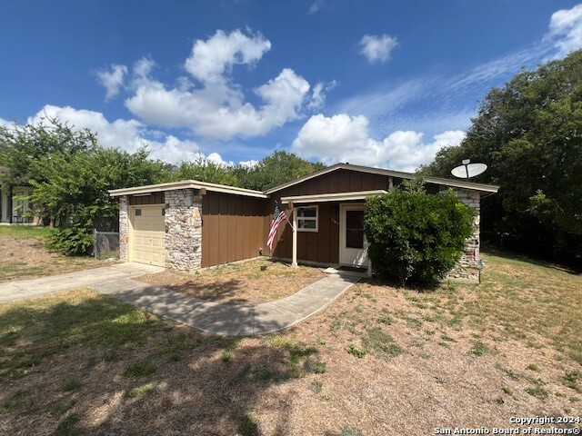 Photo 1 of 12 — 7705 Marigold Trace, Live Oak, TX 78233