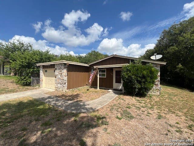 Photo of 7705 Marigold Trace, Live Oak, TX 78233 (MLS # 1971223)