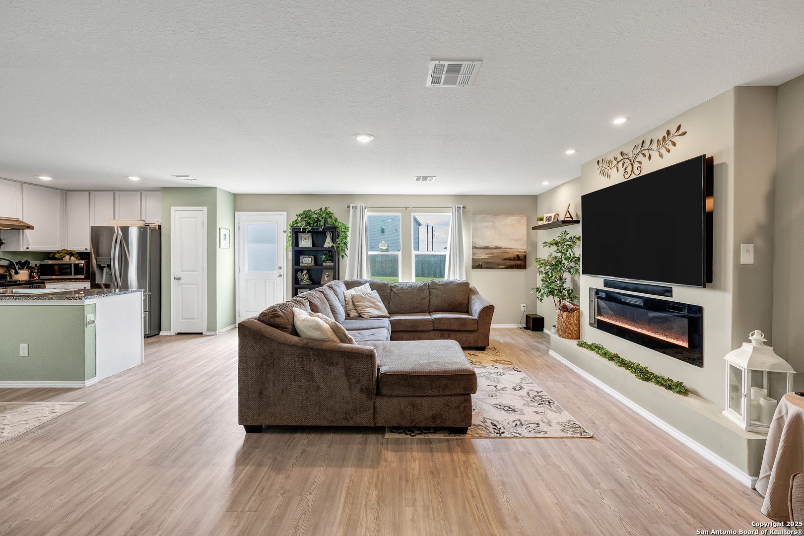 2910 Stigler Dr