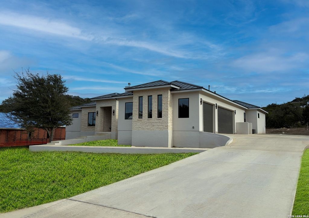Photo of 11010 nina, San Antonio, TX 78255 (MLS # 1932253)