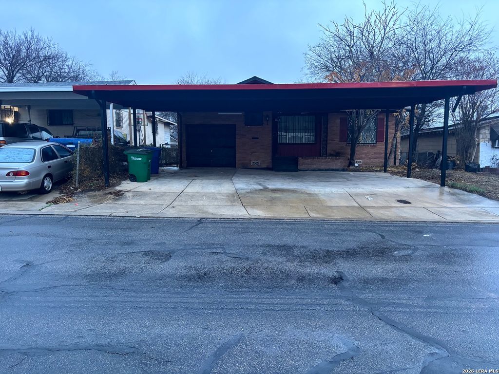 Photo of 2223 Hays, San Antonio, TX 78202 (MLS # 1942642)