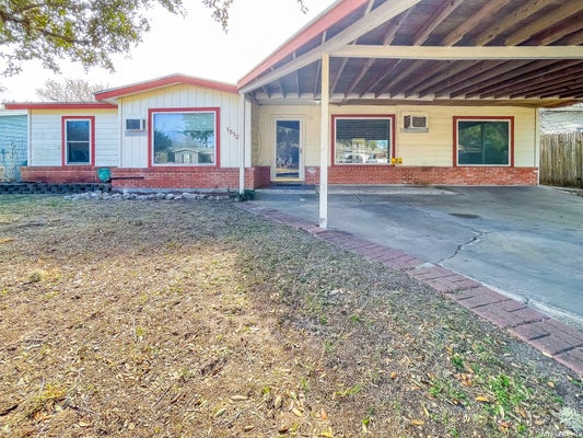 1512 E BOWIE ST, BEEVILLE, TX 78102 - Image 76e698b786726df89cedc5313ab4b2c1/1848420107