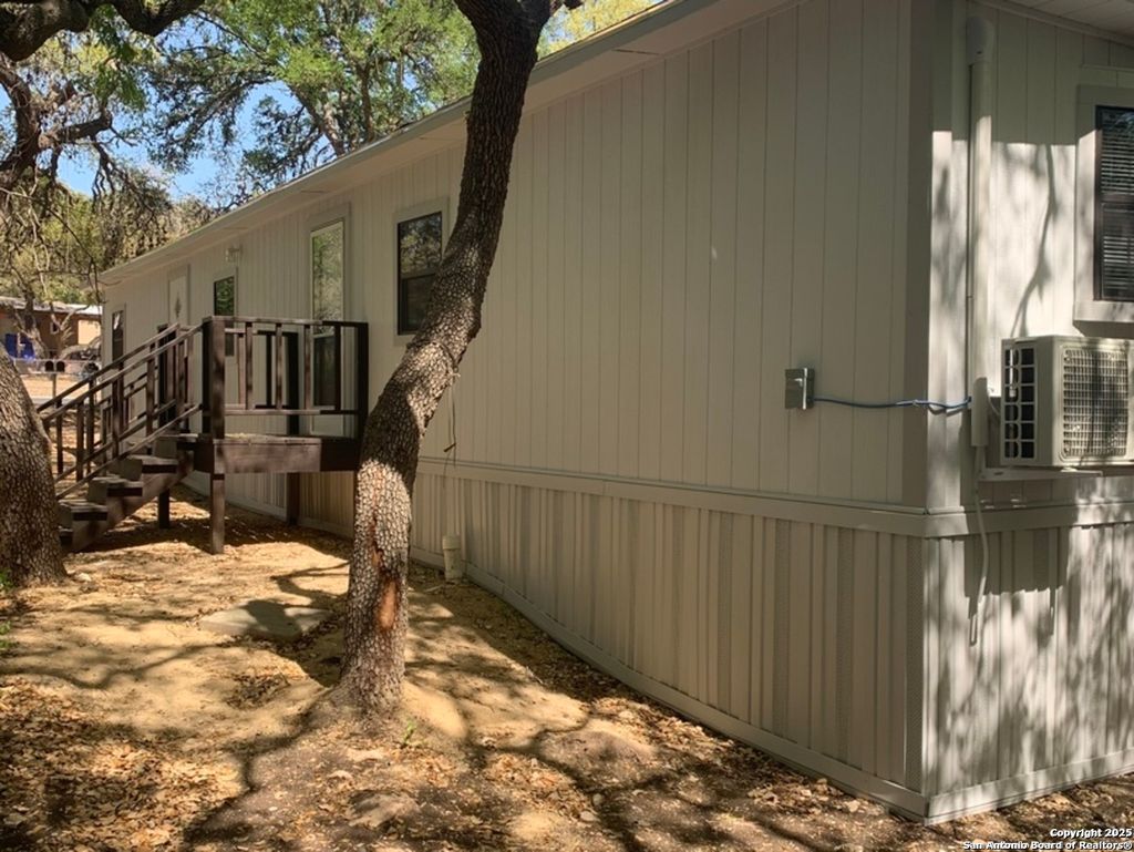 Photo of 25315 Lynda Sue, San Antonio, TX 78257 (MLS # 1887483)