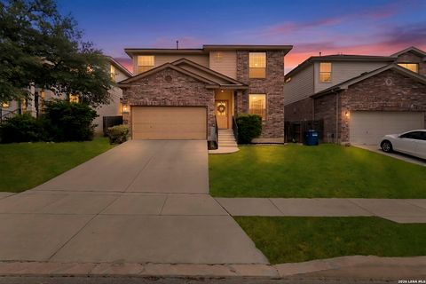 Property photo of 13622 Topaz Lk, Helotes, TX 78023