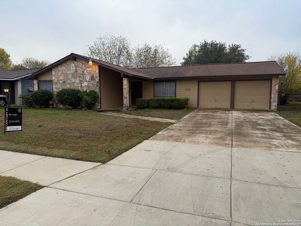 Photo of 7422 Fieldgate, San Antonio, TX 78227 (MLS # 1929231)