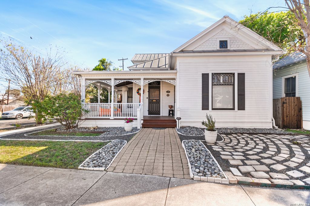 Photo of 126 daniel, San Antonio, TX 78204 (MLS # 1950331)