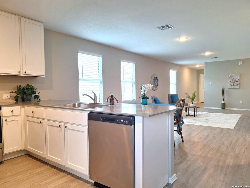 Photo of 106 KAYDEN CT, Marion, TX 78124 (MLS # 2008889)