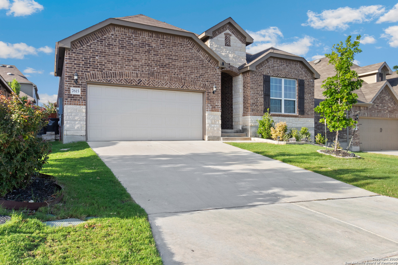 7615 Cottonwood Rdg