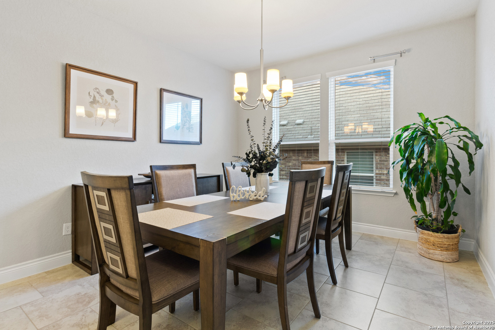 7615 Cottonwood Rdg