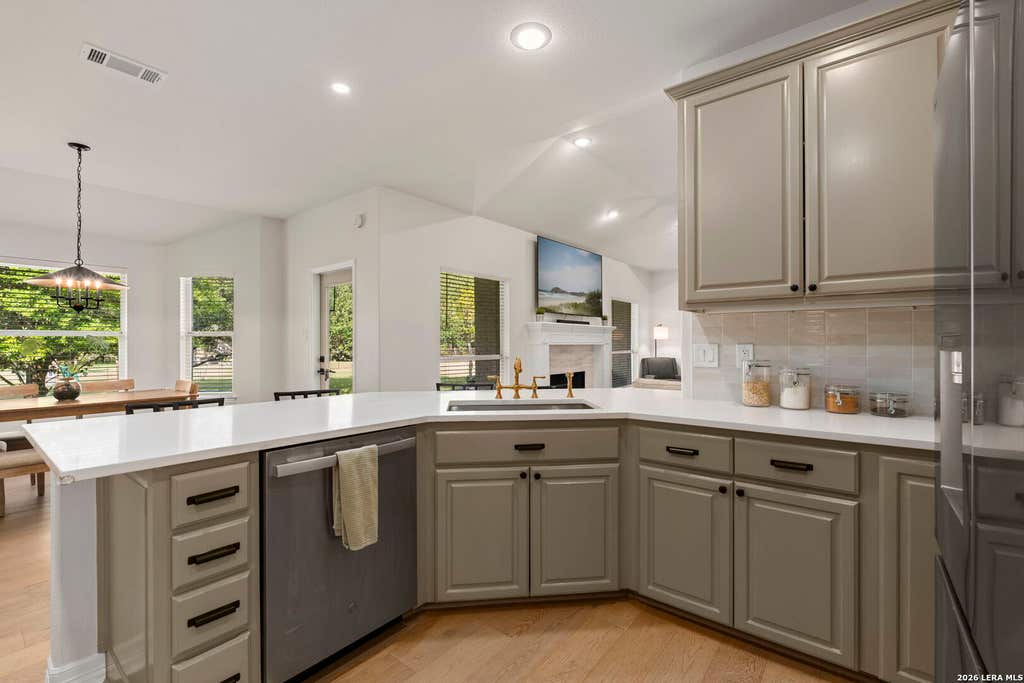 Photo of 26231 Autumn Gln, Boerne, TX 78006 (MLS # 2004740)