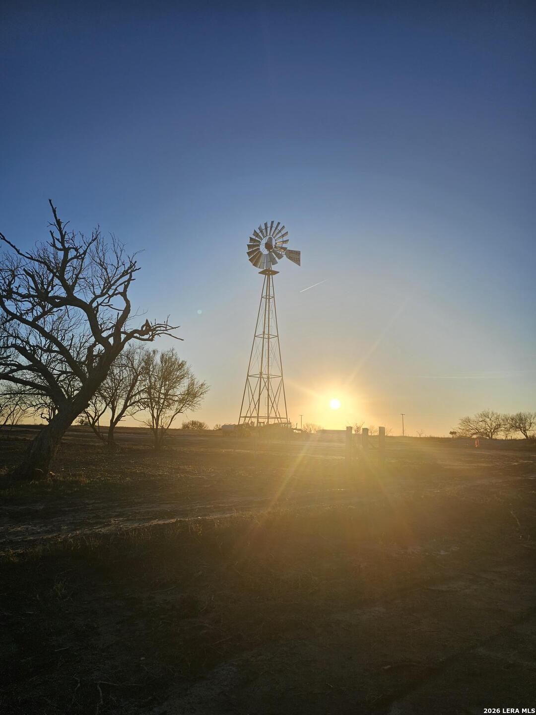 Photo 1 of 36 — 141 SYLAS HAYES LOOP, Pleasanton, TX 78064