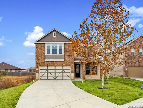 6830 Foster Flds Converse TX 78109