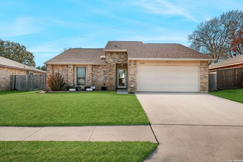 Photo of 2501 Newning, Schertz, TX 78154 (MLS # 1939309)
