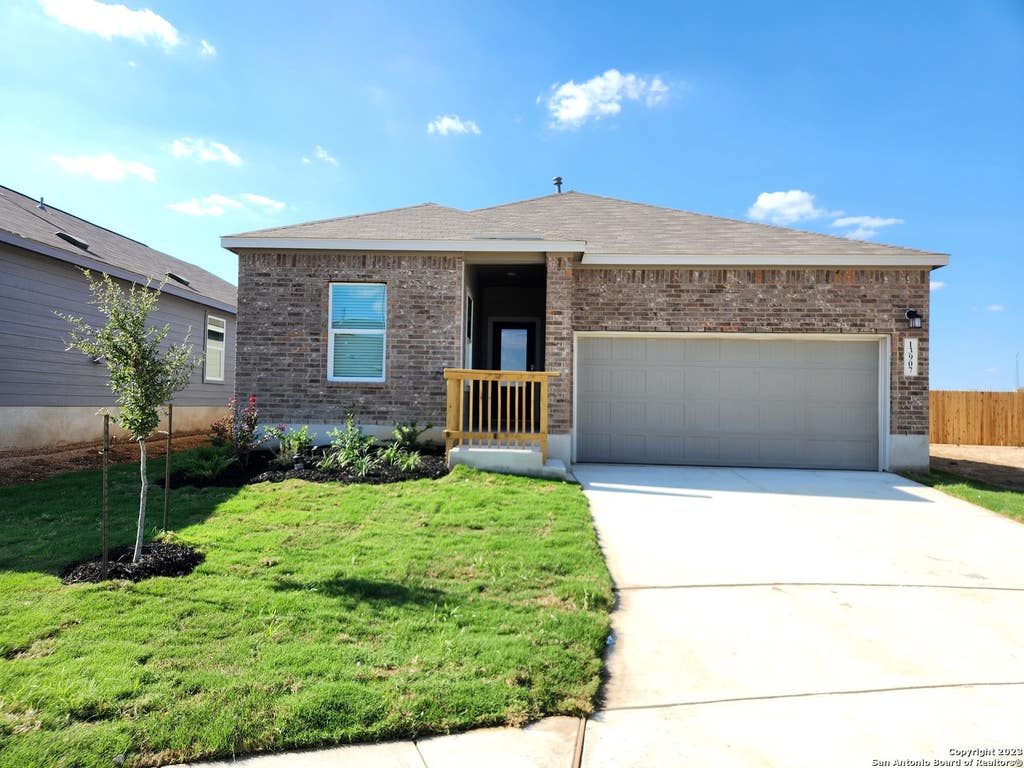 Photo of 13907 Sickle Ridge, San Antonio, TX 78252 (MLS # 2007026)