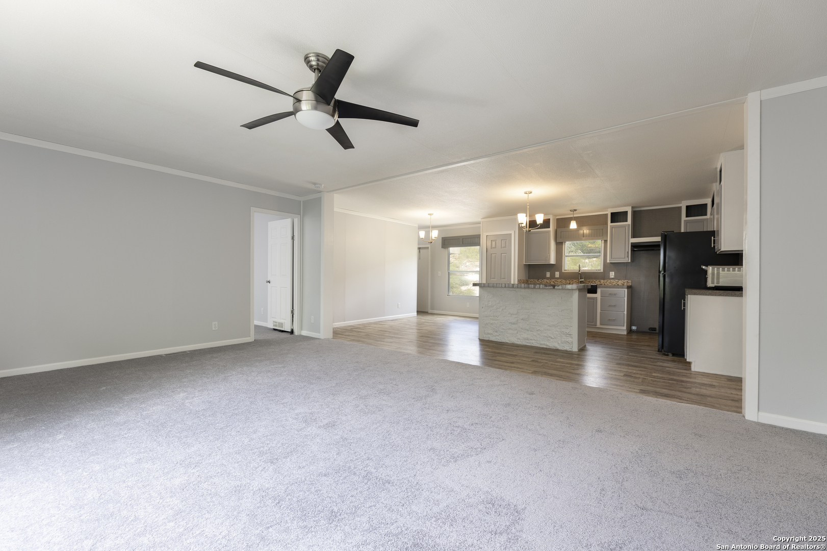 1208 Loranca