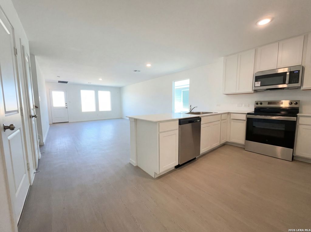 Photo of 336 Pacific Waters, Seguin, TX 78155 (MLS # 1945958)