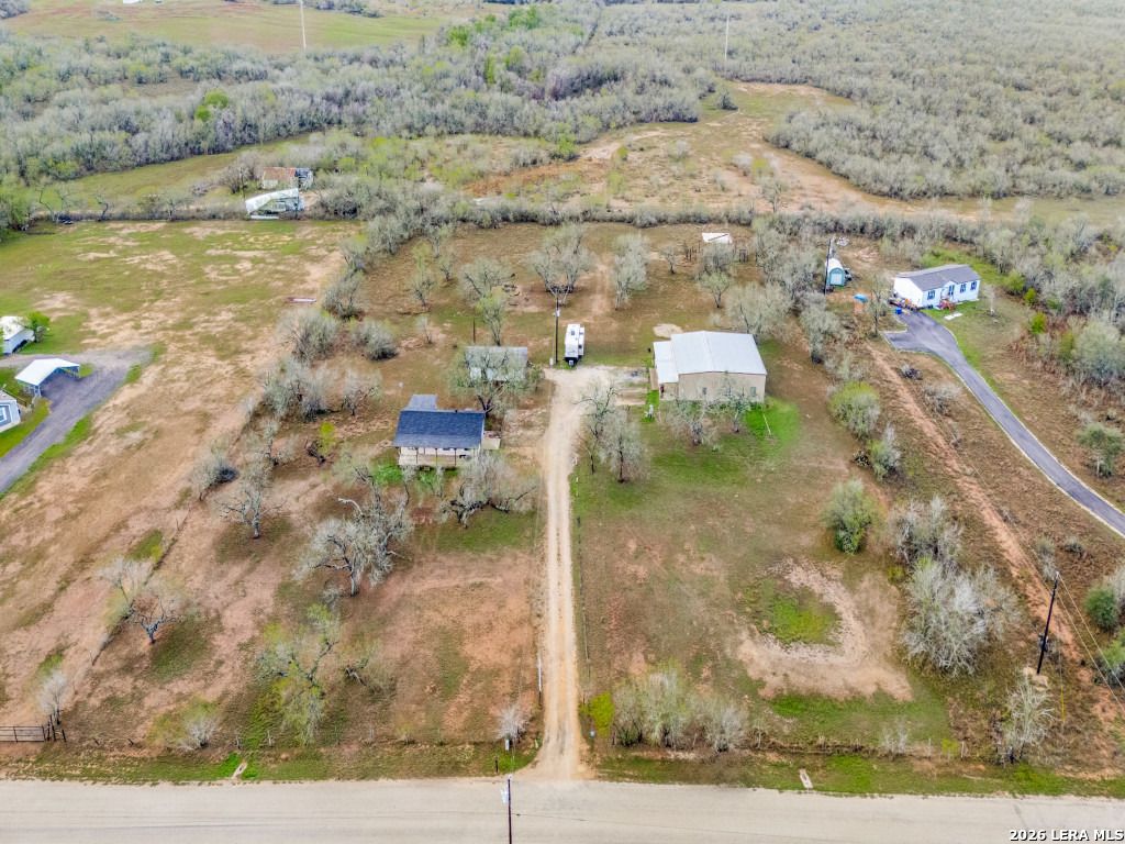 Photo of 813 Pleasant Acres, Seguin, TX 78155 (MLS # 1950460)