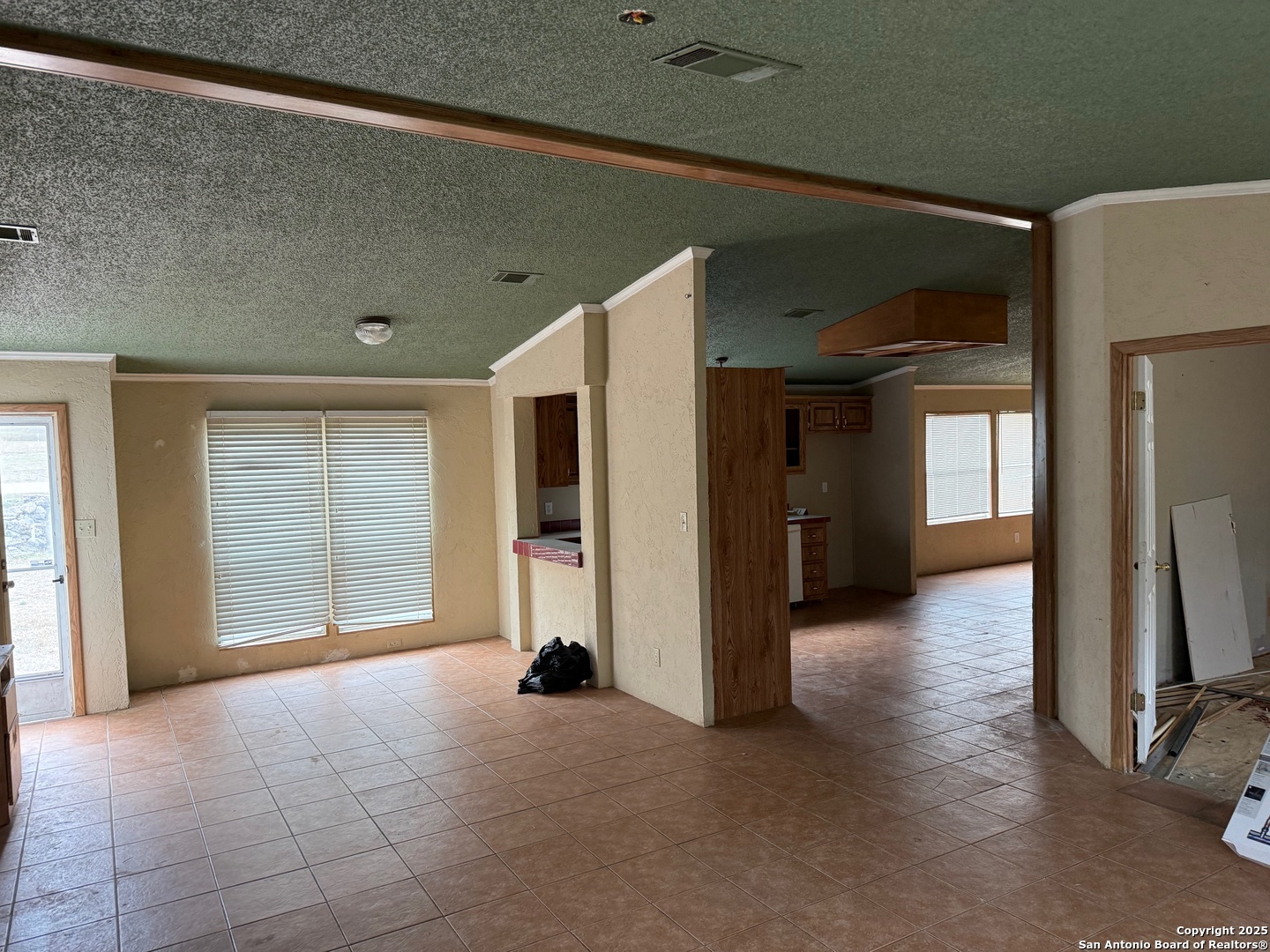 Spring Branch, Texas 78070, United States, 3 Bedrooms Bedrooms, ,2 BathroomsBathrooms,Residential,Pending,250604