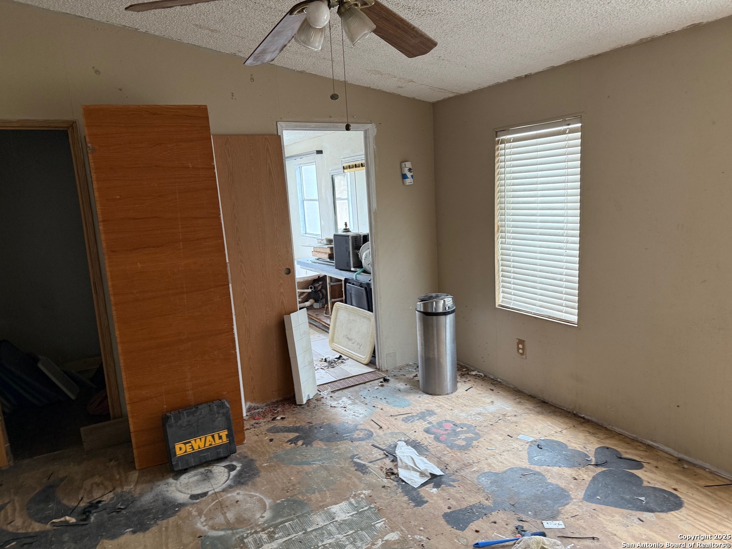 Spring Branch, Texas 78070, United States, 3 Bedrooms Bedrooms, ,2 BathroomsBathrooms,Residential,Pending,250604