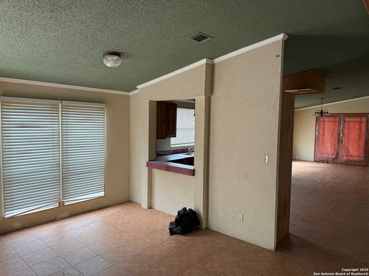 Spring Branch, Texas 78070, United States, 3 Bedrooms Bedrooms, ,2 BathroomsBathrooms,Residential,Pending,250604