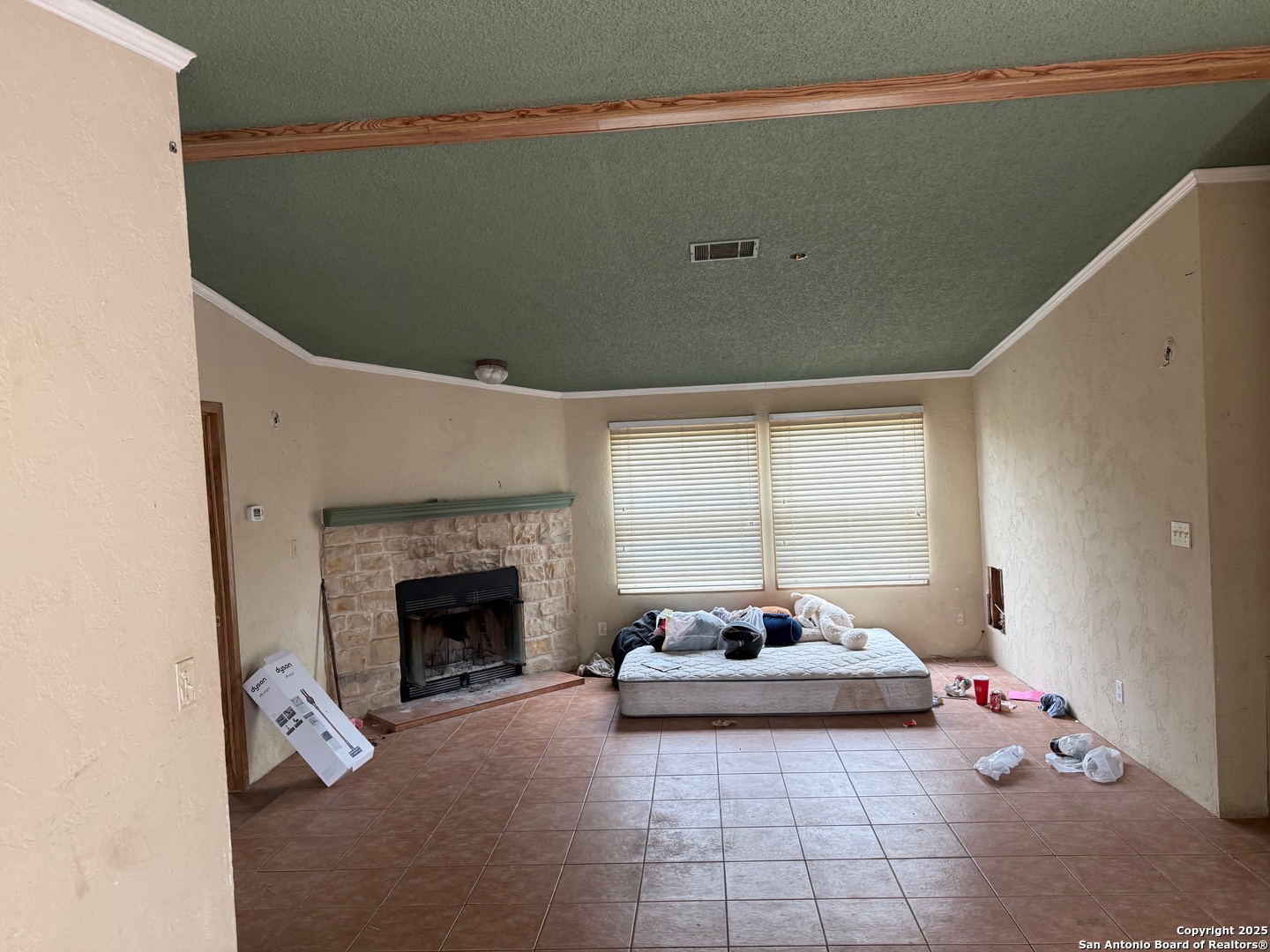 Spring Branch, Texas 78070, United States, 3 Bedrooms Bedrooms, ,2 BathroomsBathrooms,Residential,Pending,250604