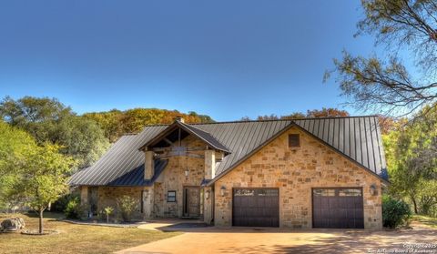 6454 N Us Highway 83 Leakey TX 78873