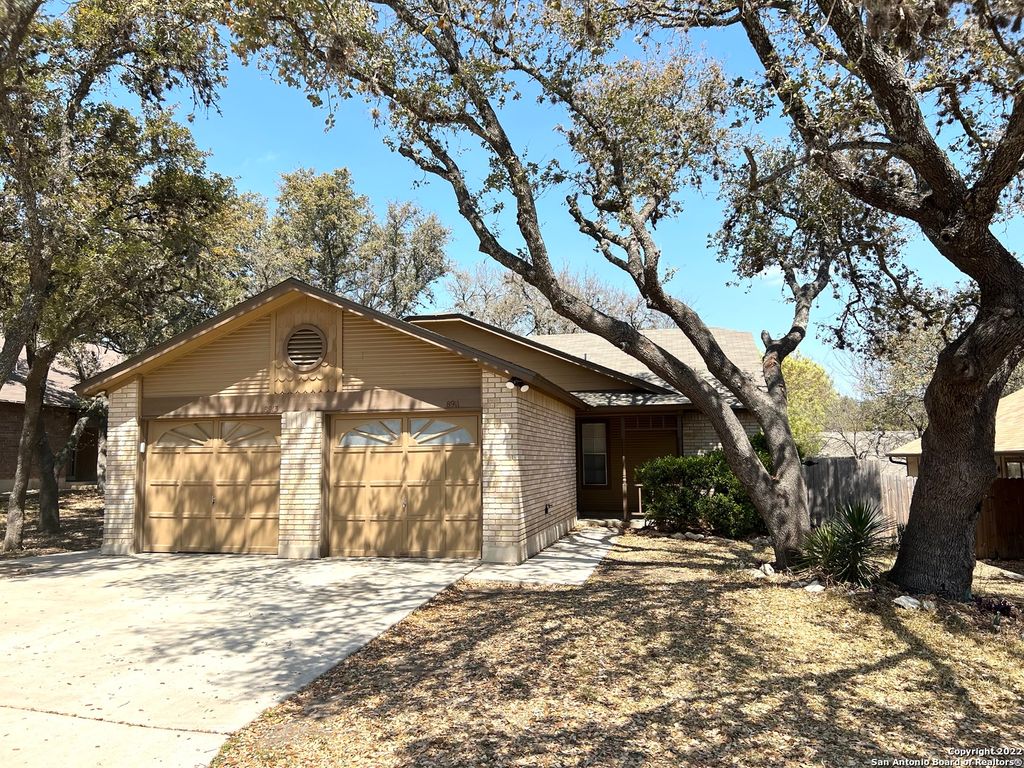 Photo of 8911 AMBER DUSK, San Antonio, TX 78250 (MLS # 1925534)
