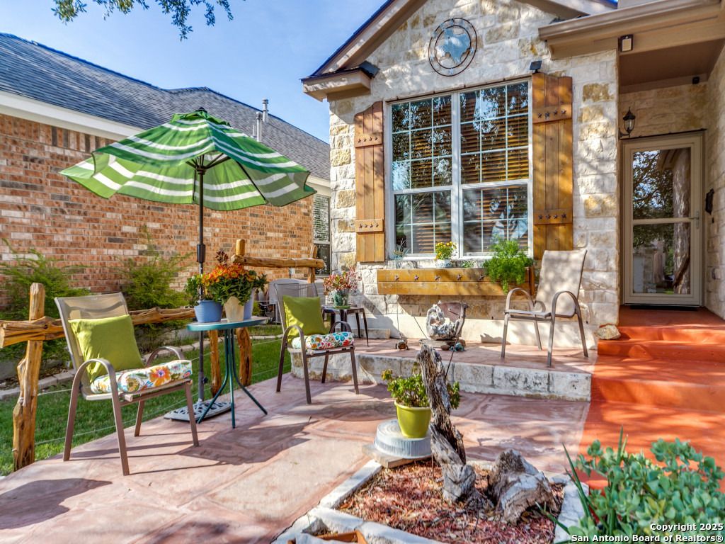 Photo of 12722 Cascade Hl, San Antonio, TX 78253 (MLS # 1954939)