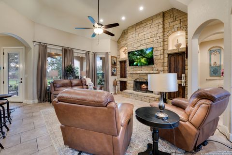 A home in Floresville