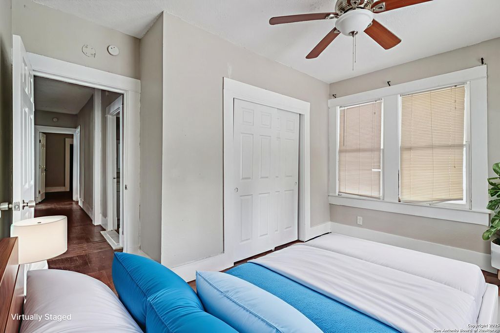 Photo of 119 Cincinnati, San Antonio, TX 78201 (MLS # 1913679)