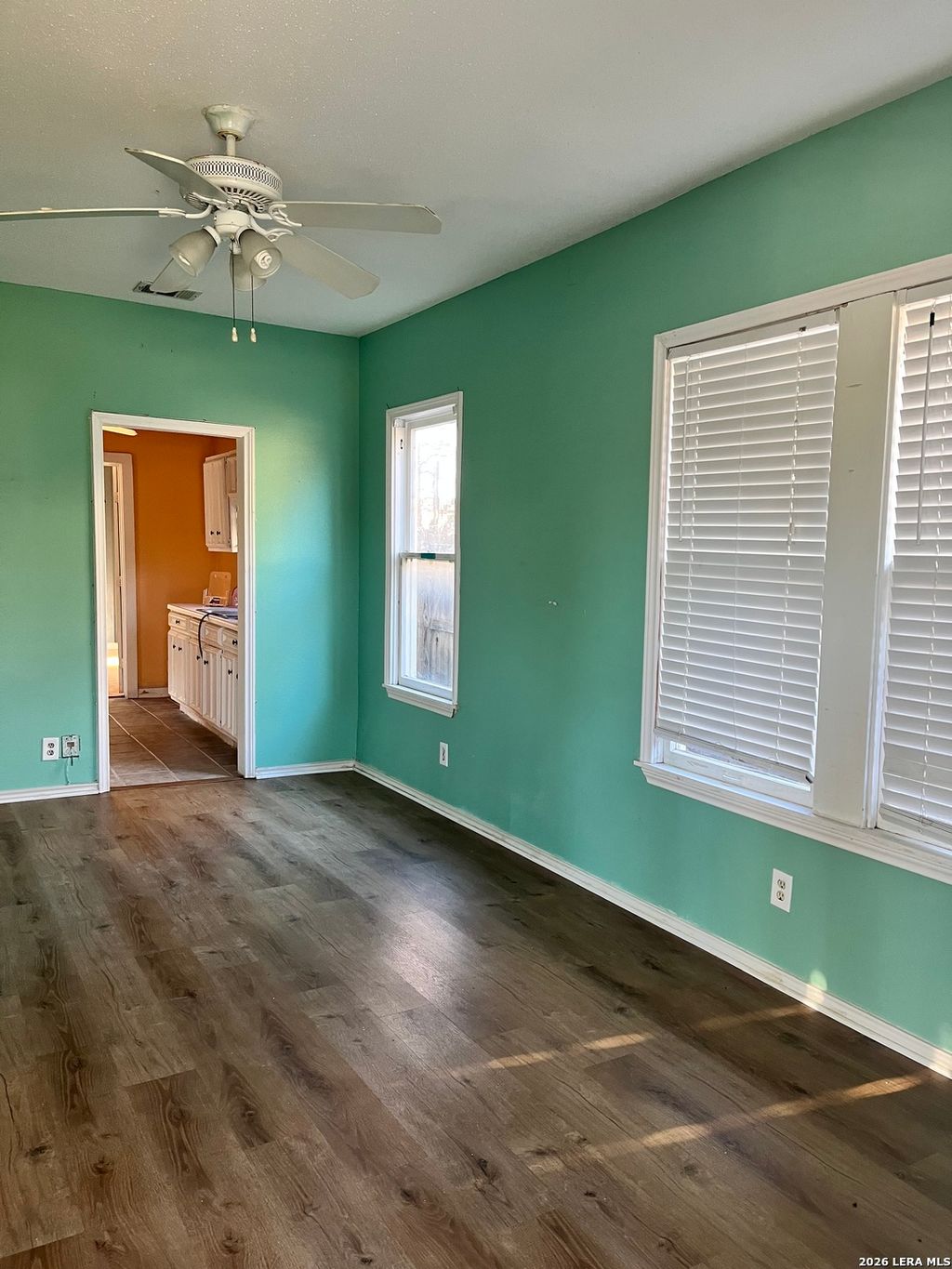 Photo of 206 thompson, San Antonio, TX 78225 (MLS # 1949824)