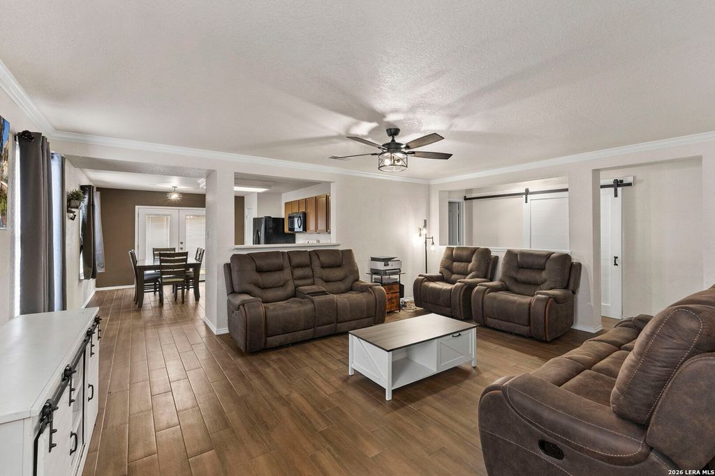 Photo of 619 Barrow Peak, San Antonio, TX 78251 (MLS # 1938089)