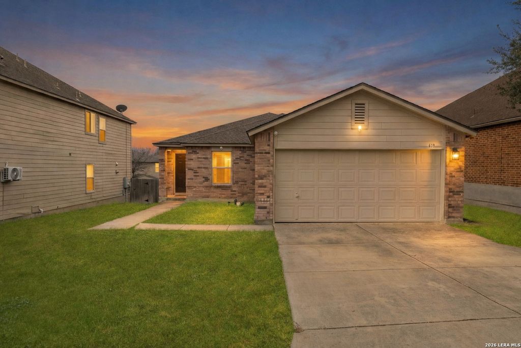 Photo of 619 Barrow Peak, San Antonio, TX 78251 (MLS # 1938089)