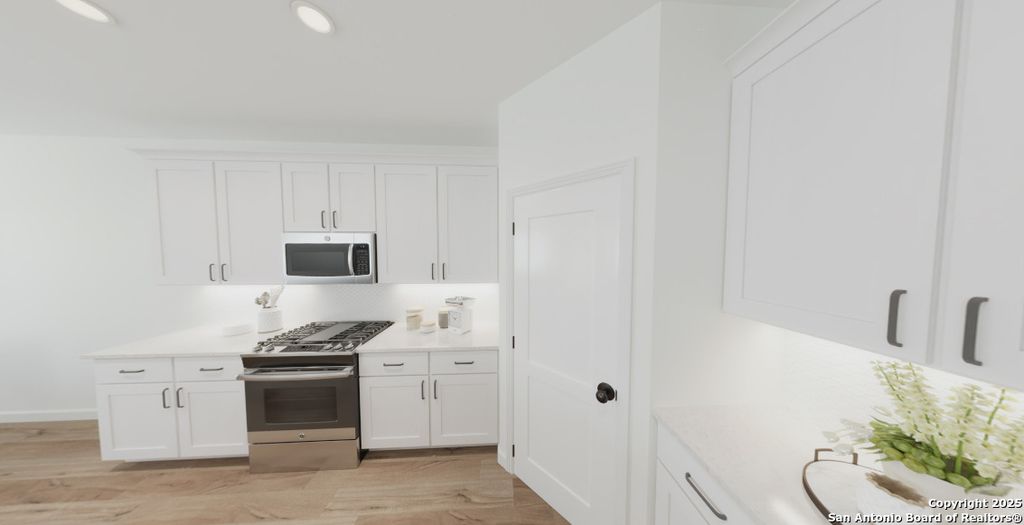 Photo of 153 Beveridge Rd, Seguin, TX 78155 (MLS # 1892665)